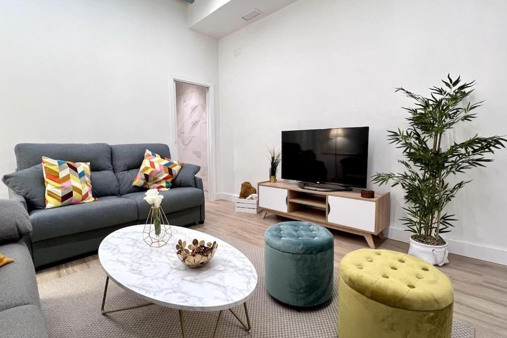 Auxiliadora Luxury Apartman Sevilla Kültér fotó